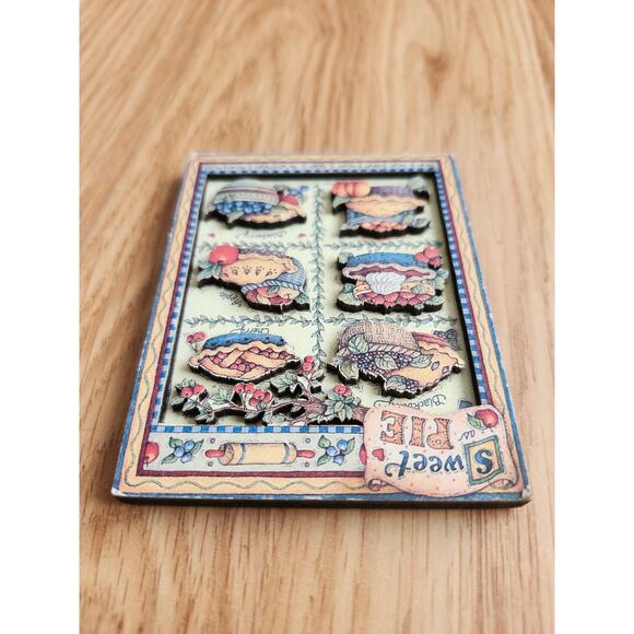 Sweet As Pie 3D Magnet by R.A. Lang Card Co Farmhouse Kitchen Wall Decor Canada - Picture 5 of 7